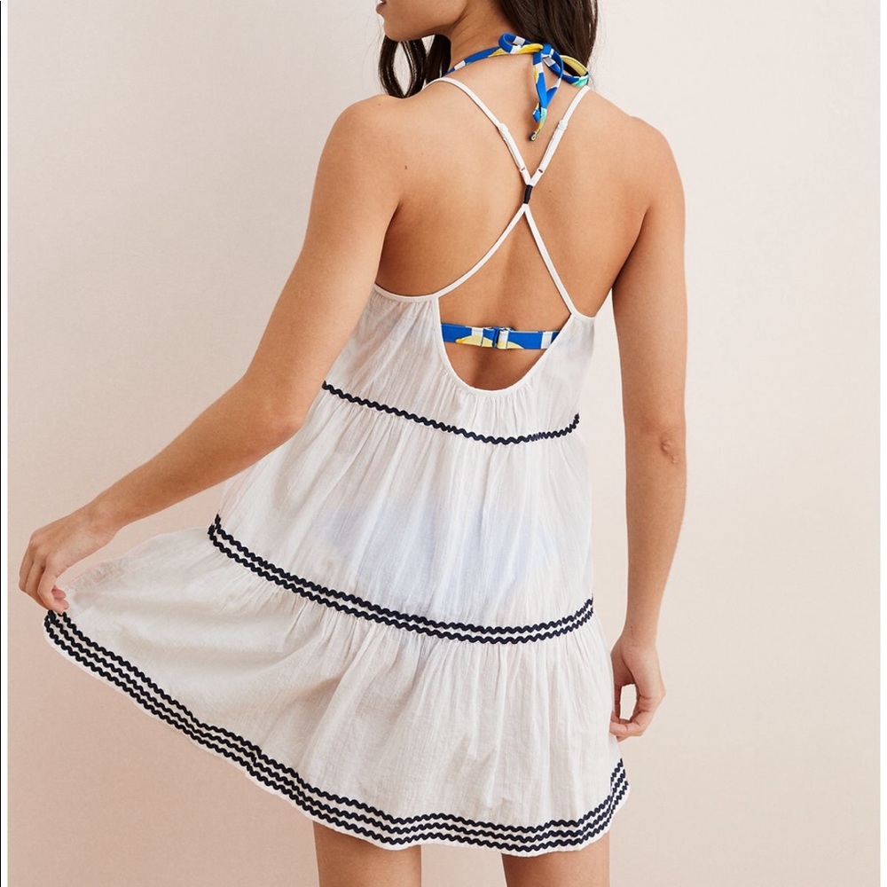 Aerie open back cover up